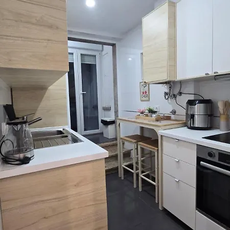 Apartamento Belo T1 Na Graca