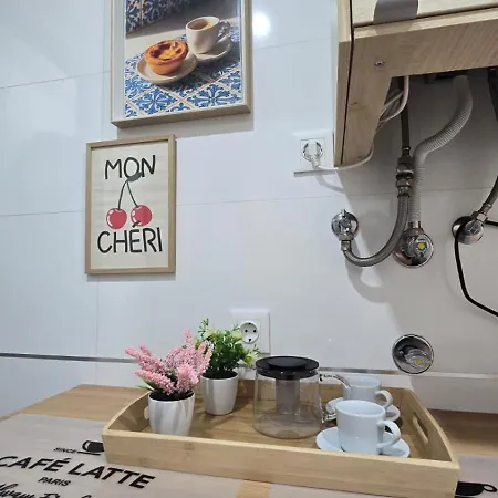 Apartamento Belo T1 Na Graca Lisboa